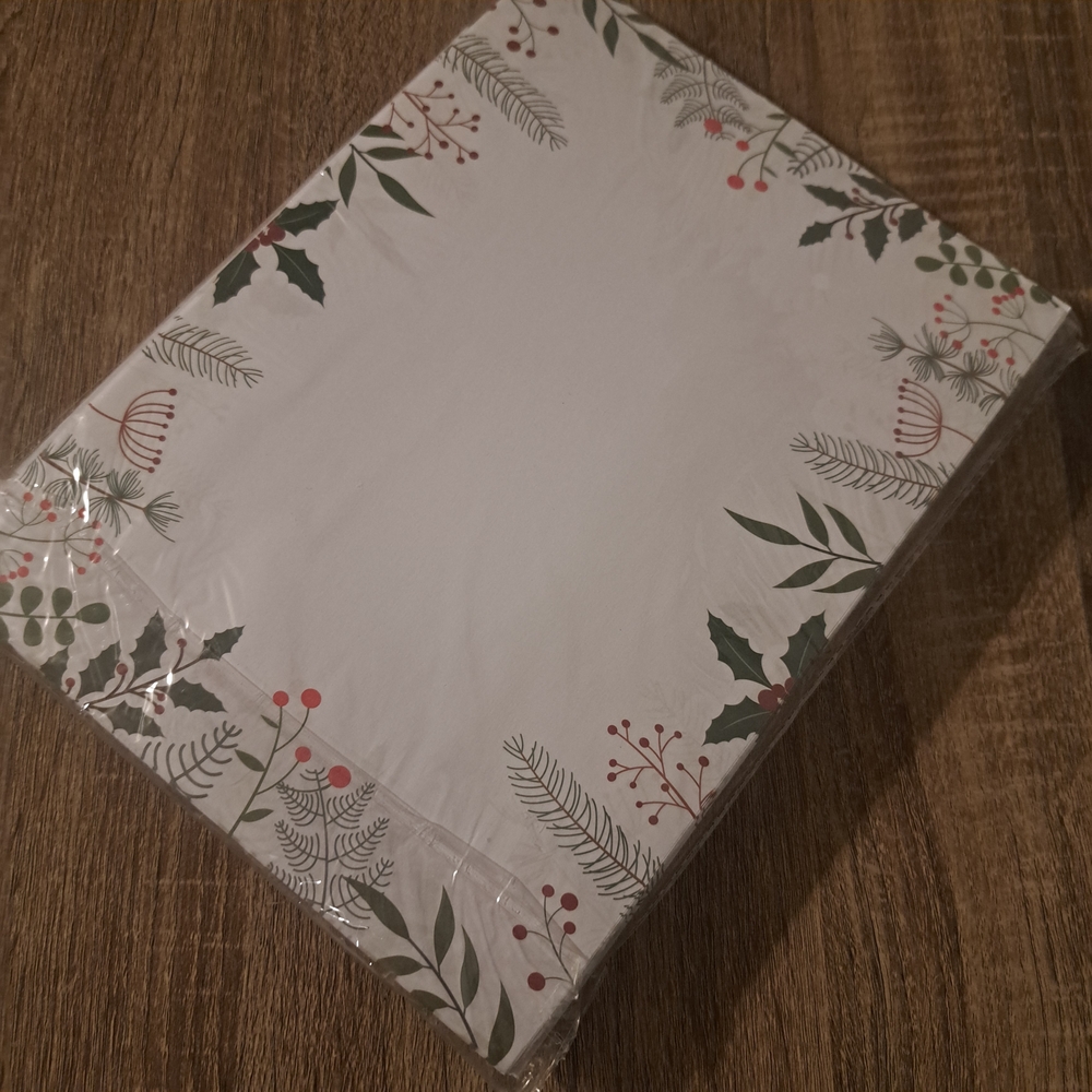 🌟3 For $12🌟 Holiday printer paper and Envelopes